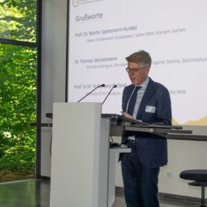 Begrüßung durch Dr.Weckelmann