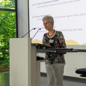 Begrüßung durch die Prorektorin Barbara Ortland